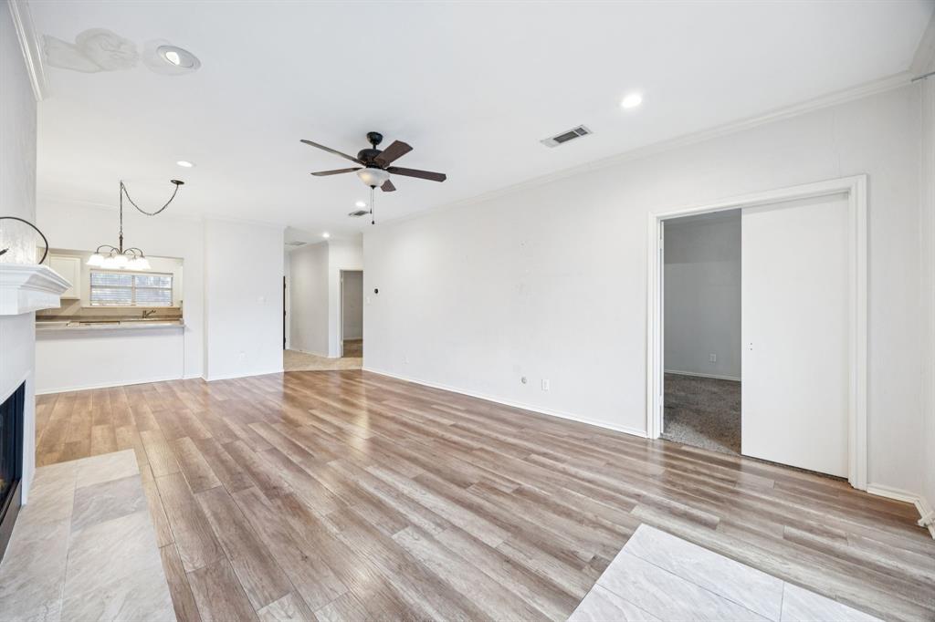 Keller Spgs Condos - Residential