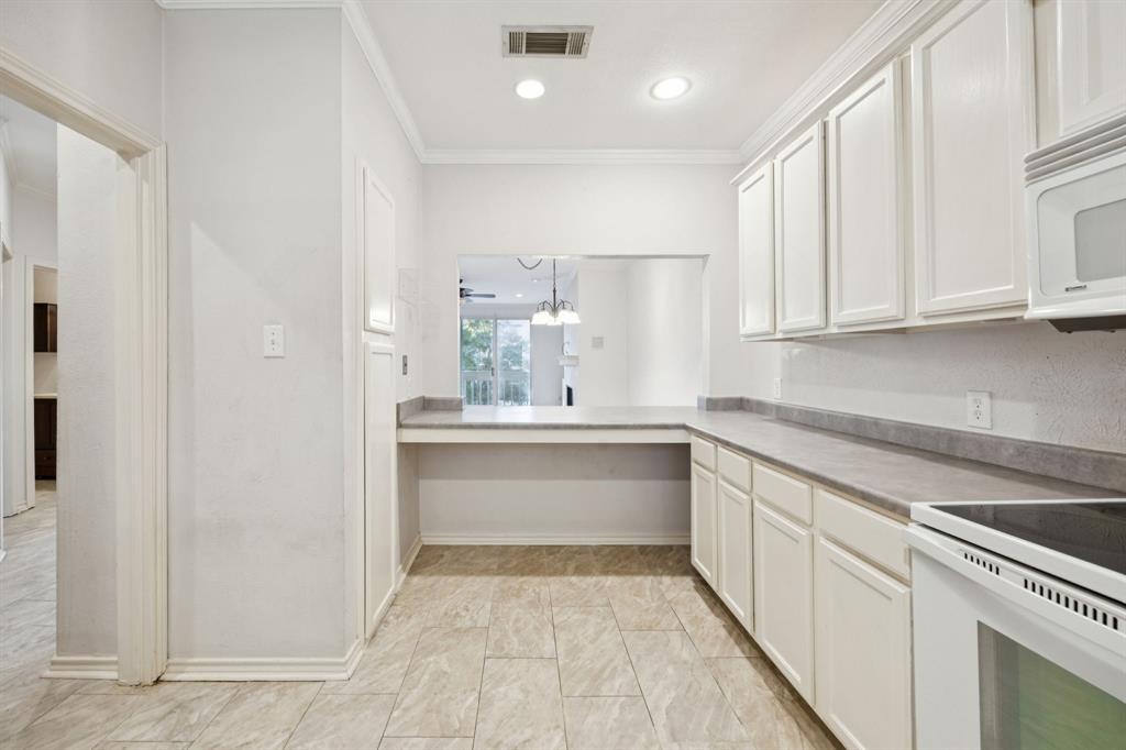 Keller Spgs Condos - Residential