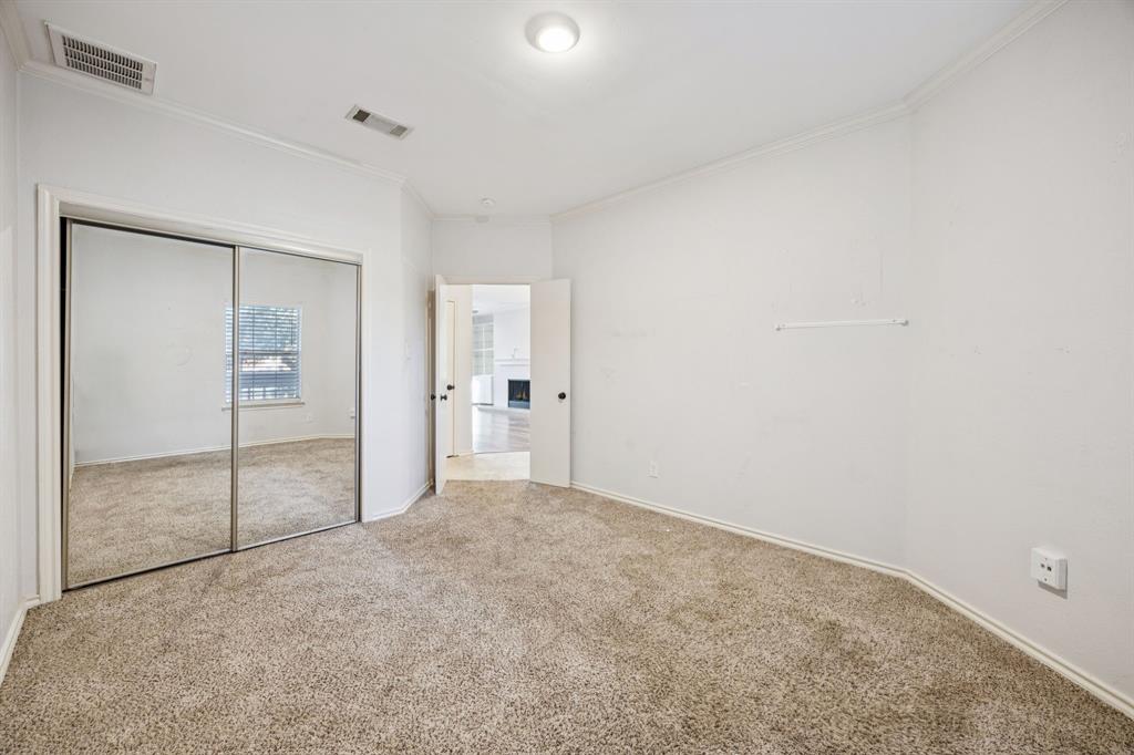 Keller Spgs Condos - Residential