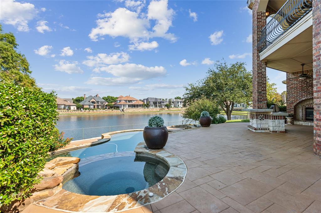 The Lakes On Legacy Drive Ph II - Residential