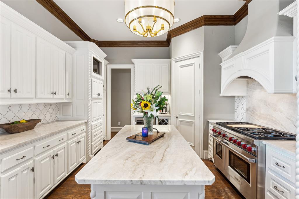 The Lakes On Legacy Drive Ph II - Residential