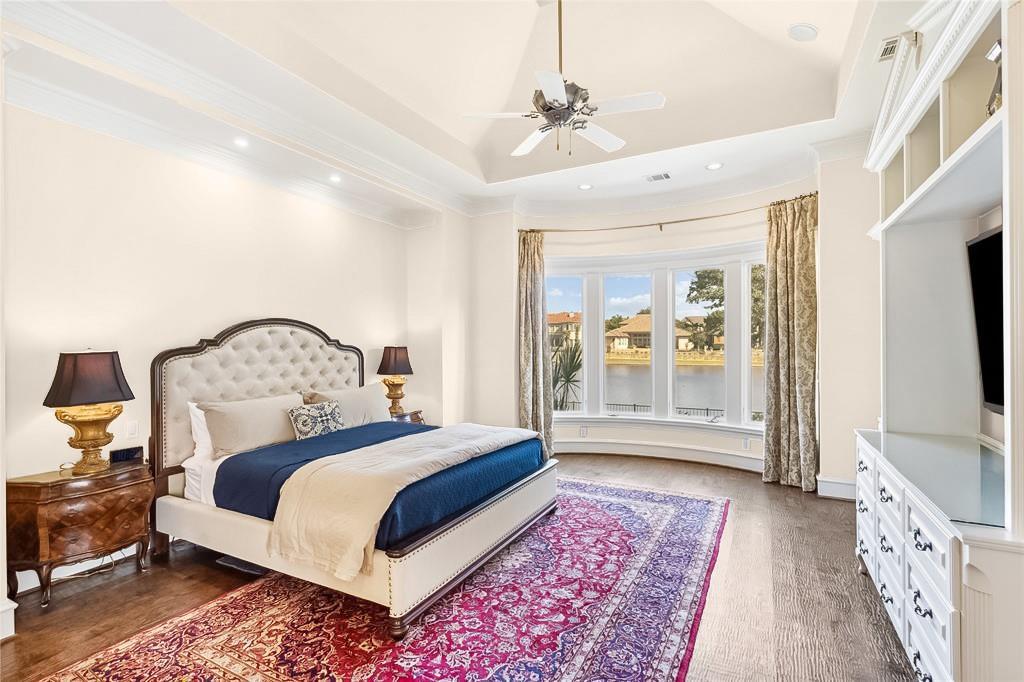 The Lakes On Legacy Drive Ph II - Residential