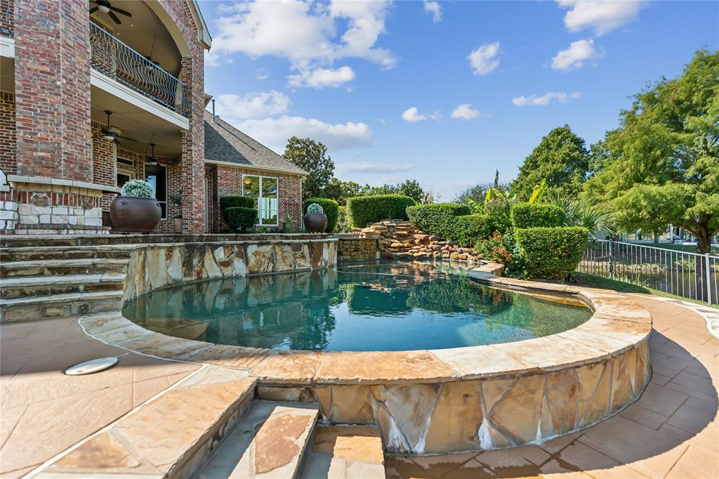 The Lakes On Legacy Drive Ph II - Residential