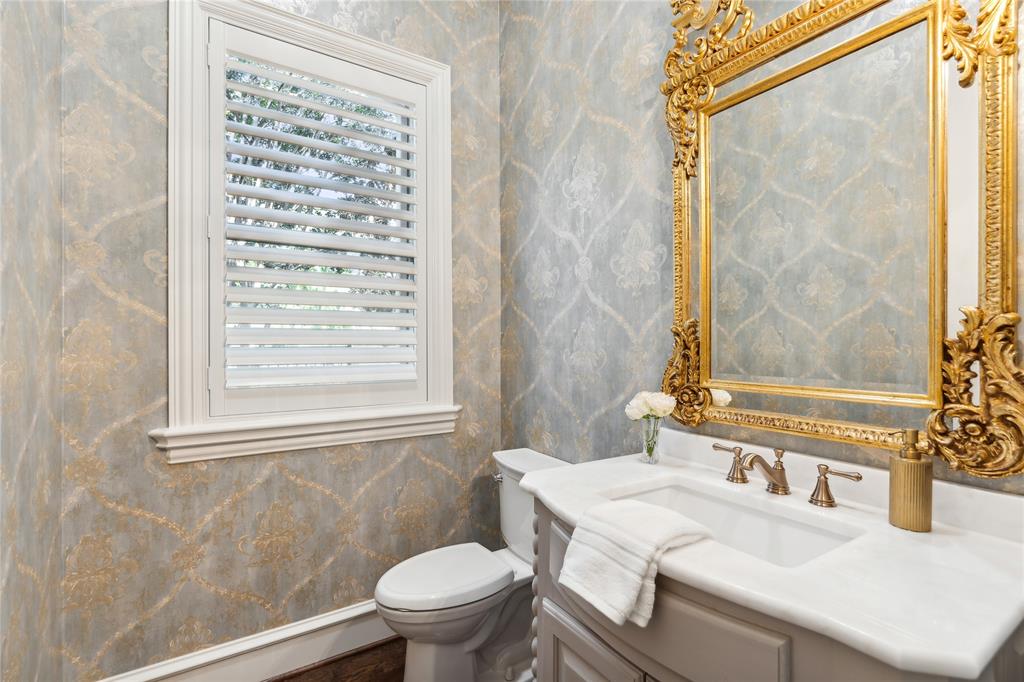 The Lakes On Legacy Drive Ph II - Residential