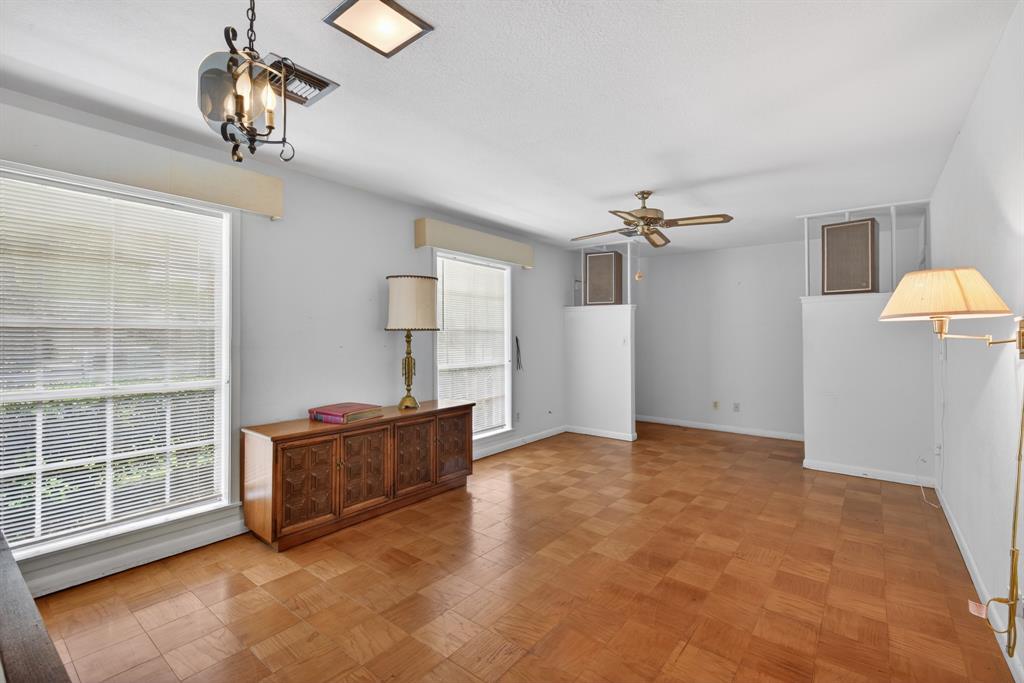 Shady Grove - Residential