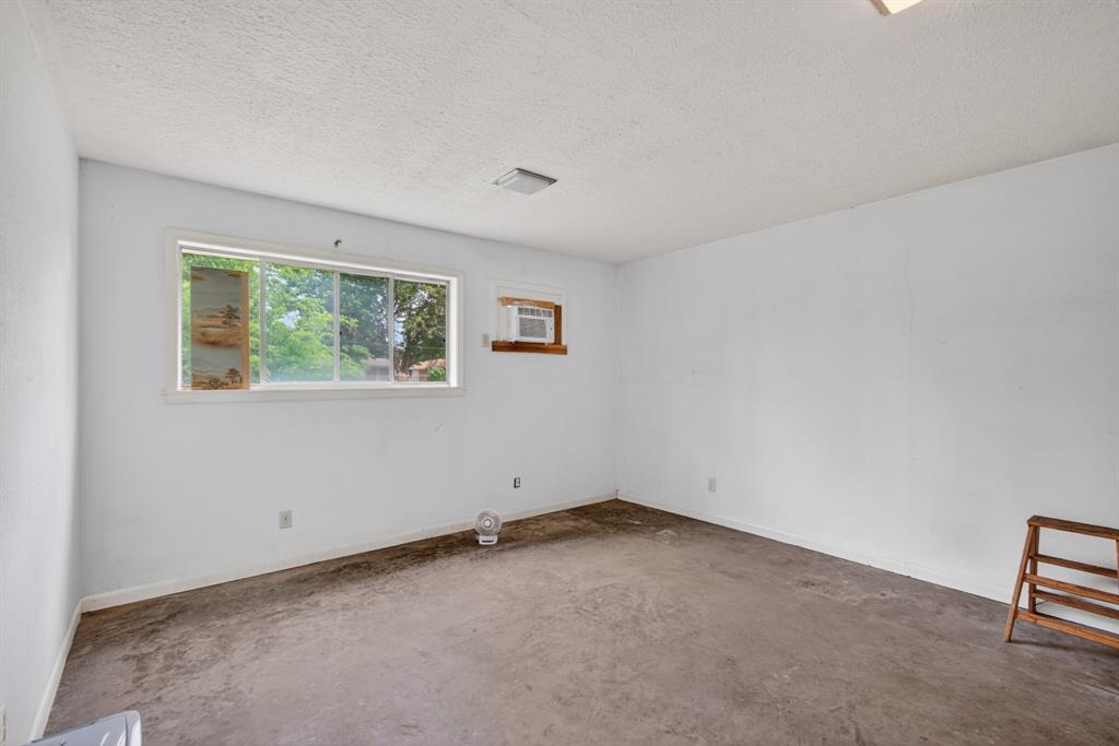 Shady Grove - Residential