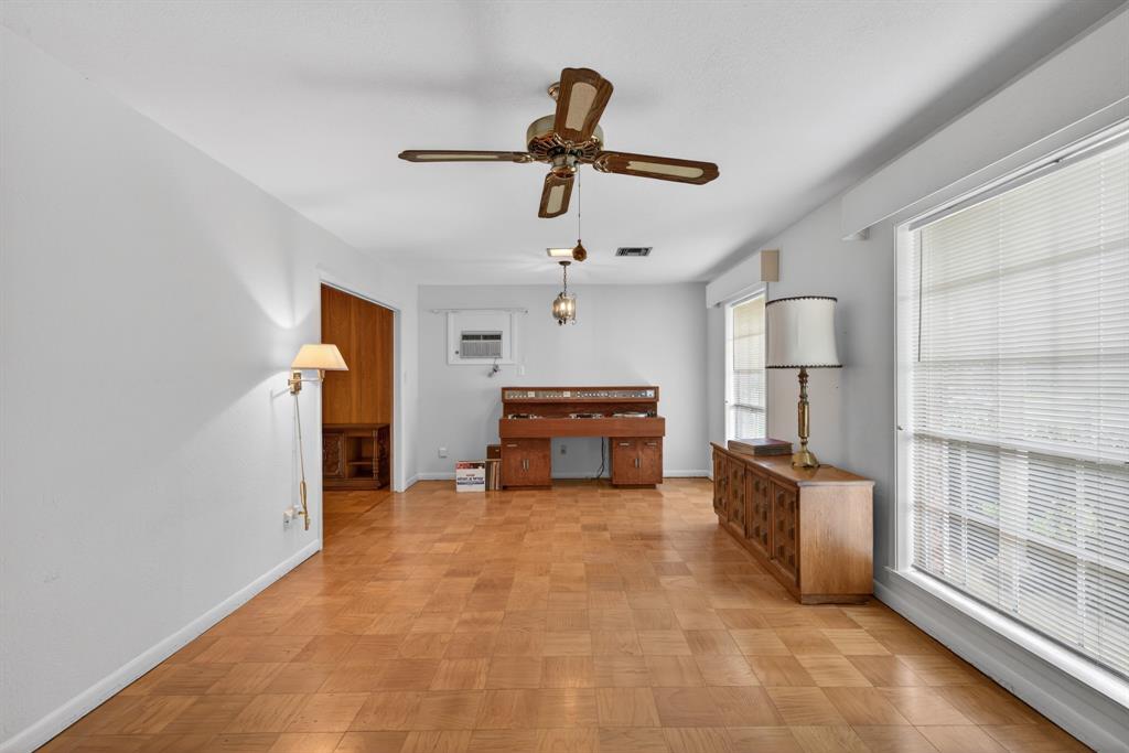 Shady Grove - Residential