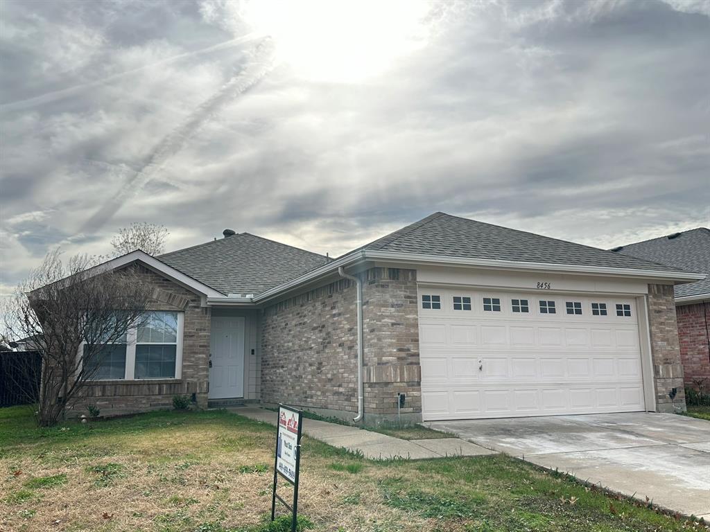 Hunters Bend Ph 1b - Residential Lease