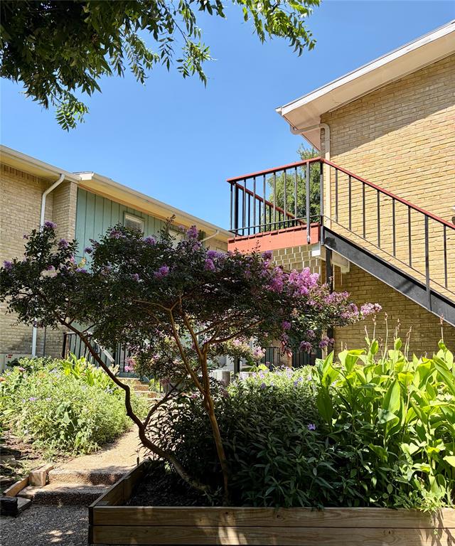 6620 Eastridge Drive 125