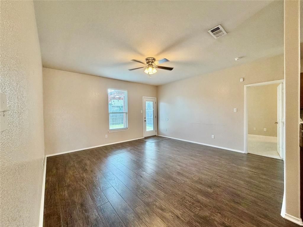 Photo of 5817 Deck House Road, Fort Worth, TX 76179 (MLS # 21267201)