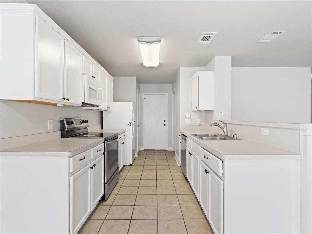 Country Ridge Estates 1 - Residential Lease