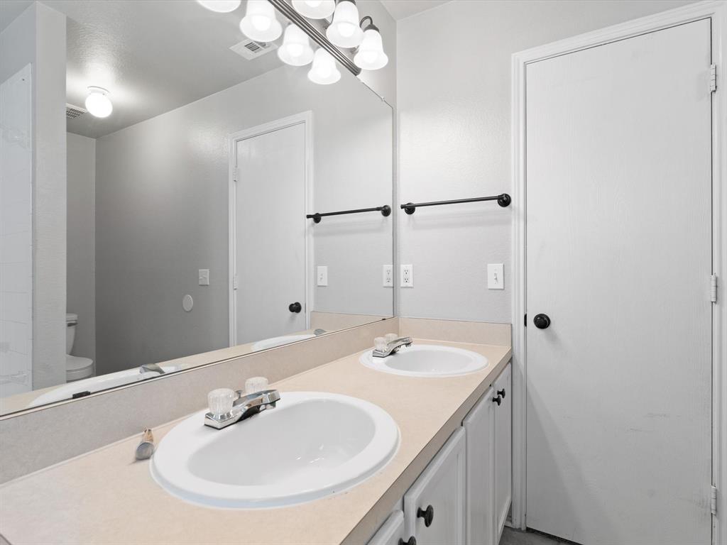 Country Ridge Estates 1 - Residential Lease