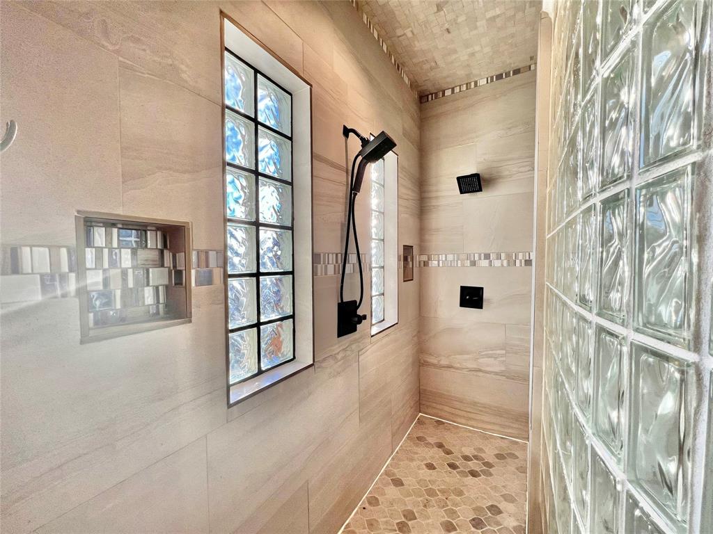 Highland Oaks Add - Residential Lease