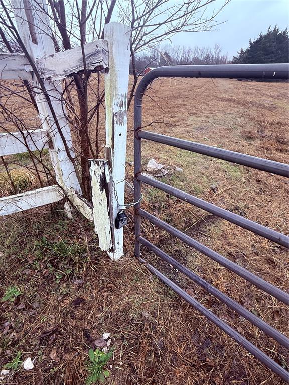 W B Williams Surv Tract 7 Abs - Land