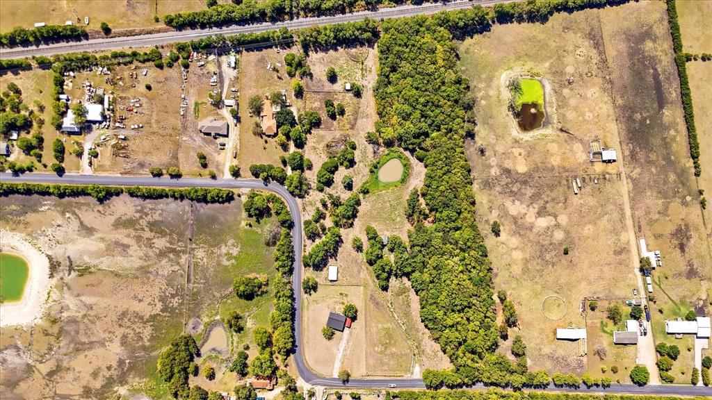 W B Williams Surv Tract 7 Abs - Land