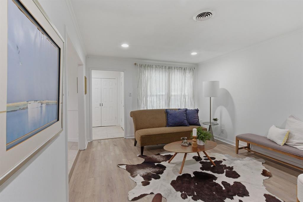 5751 Trio Lane