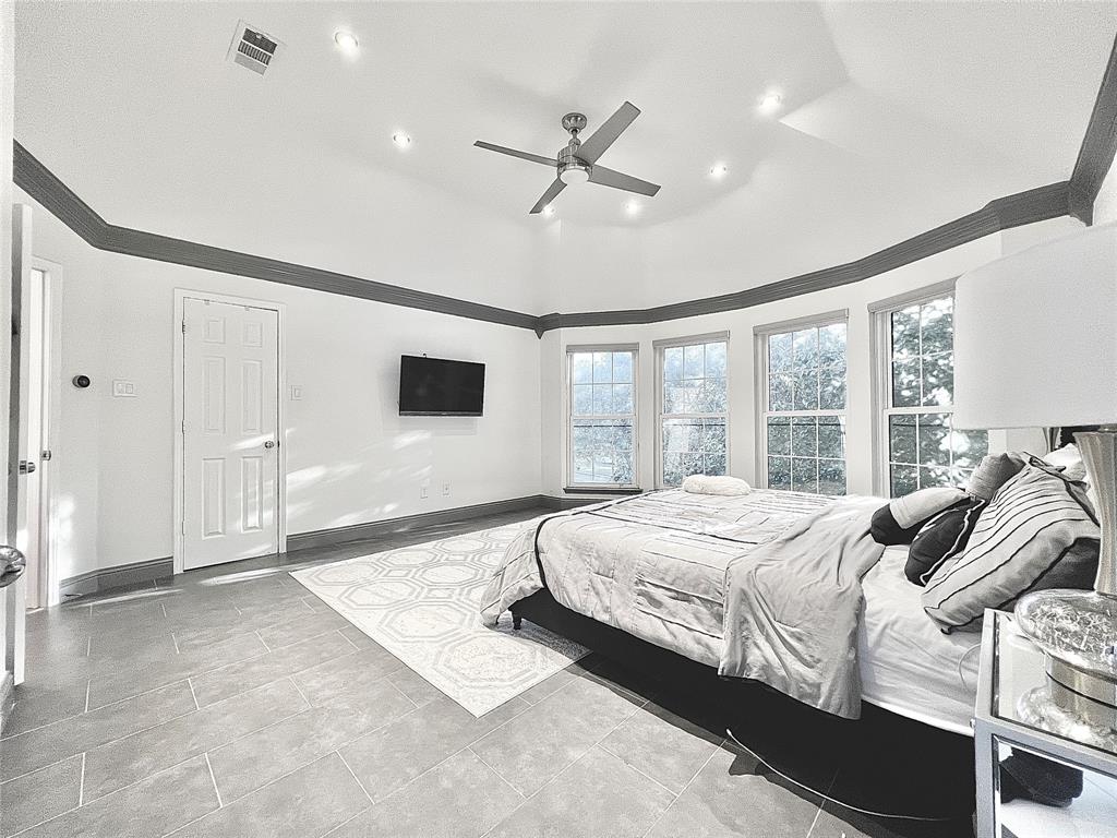 Lakeside Village Ph 02 - Residential Lease