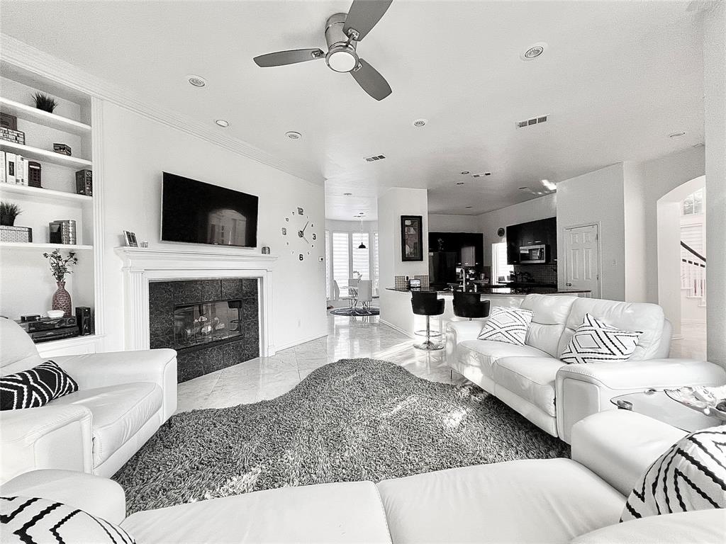 Lakeside Village Ph 02 - Residential Lease