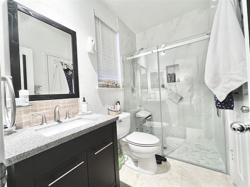 Lakeside Village Ph 02 - Residential Lease