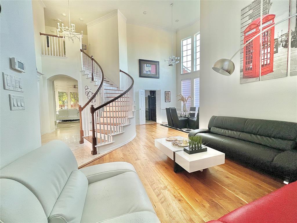 Lakeside Village Ph 02 - Residential Lease