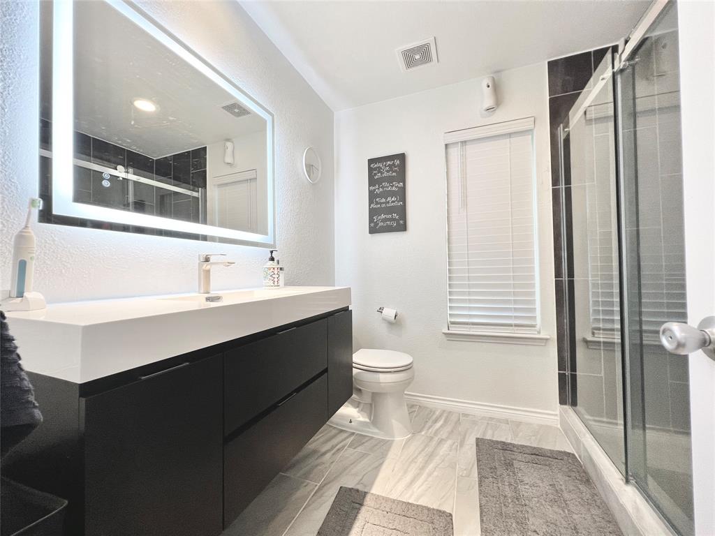 Lakeside Village Ph 02 - Residential Lease