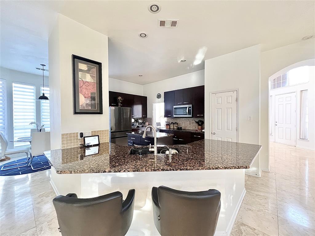 Lakeside Village Ph 02 - Residential Lease