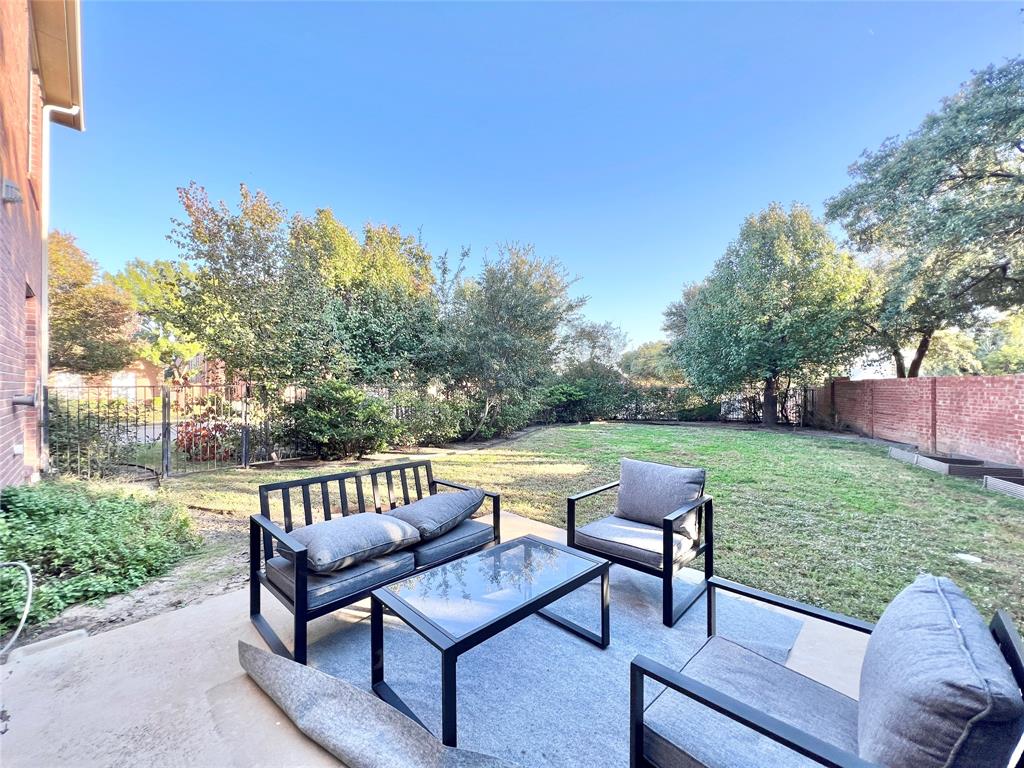 Lakeside Village Ph 02 - Residential Lease