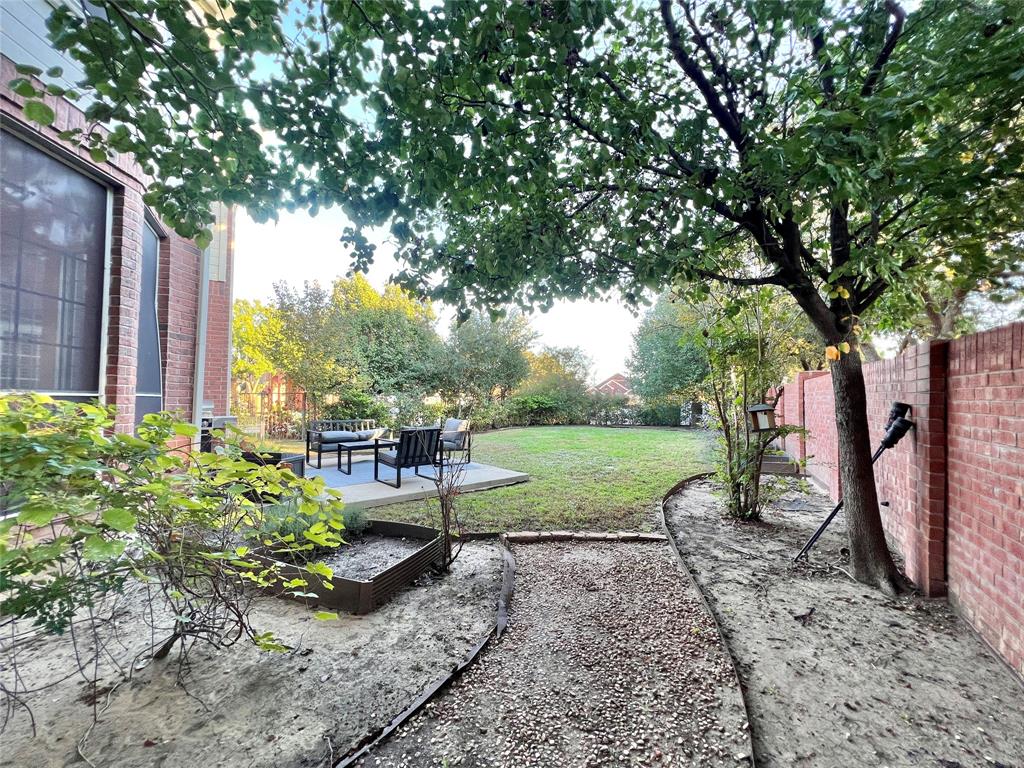 Lakeside Village Ph 02 - Residential Lease