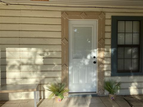 313 SW 6th Street Grand Prairie TX 75051