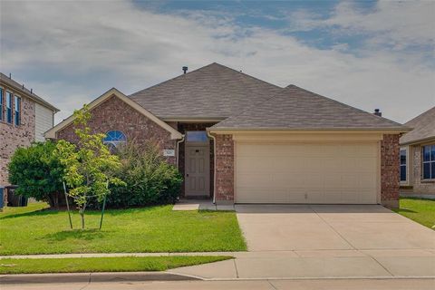 321 Mystic River Trail Fort Worth TX 76131