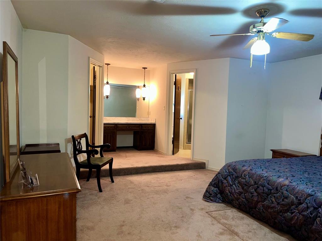 2133 Oak Valley Lane