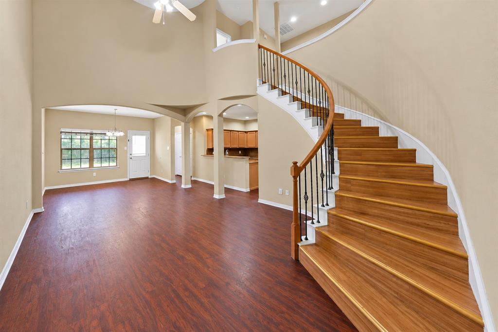 209 Wooded Glen Court