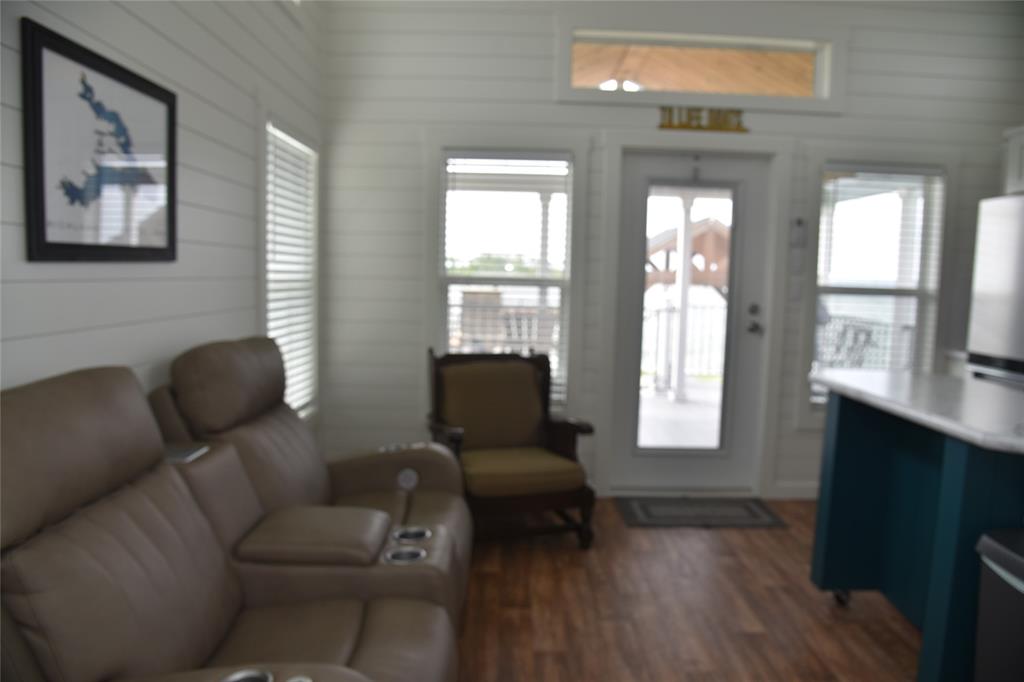 Peninsula Point - Residential