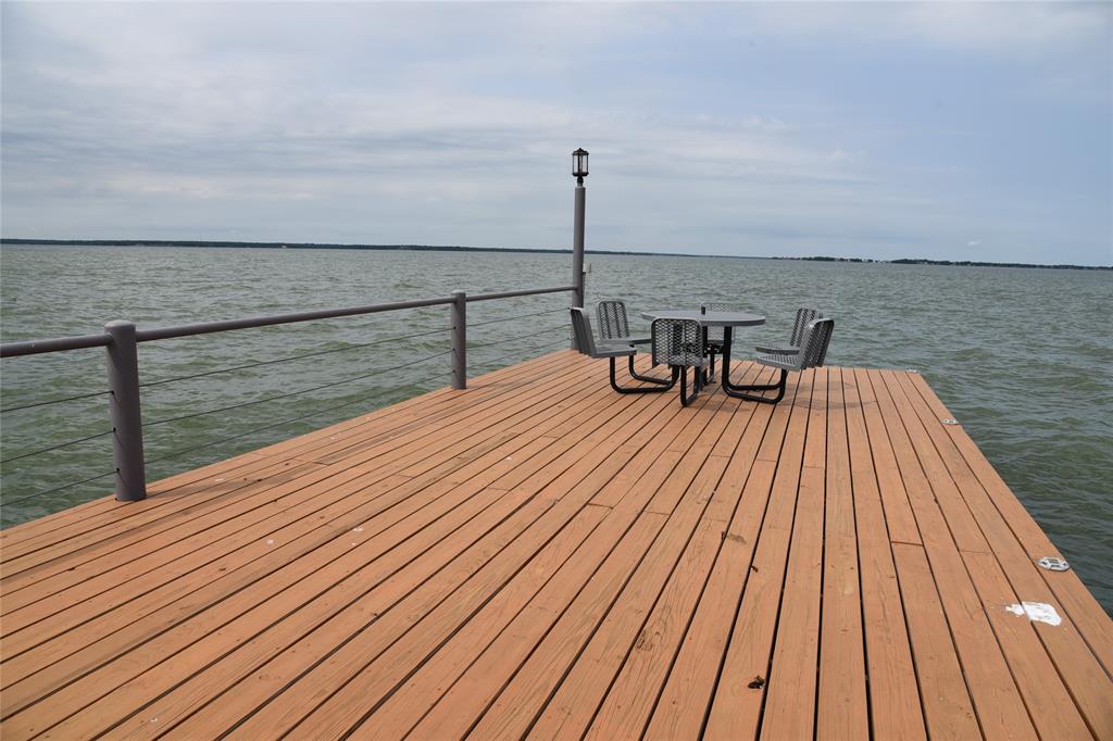 Peninsula Point - Residential