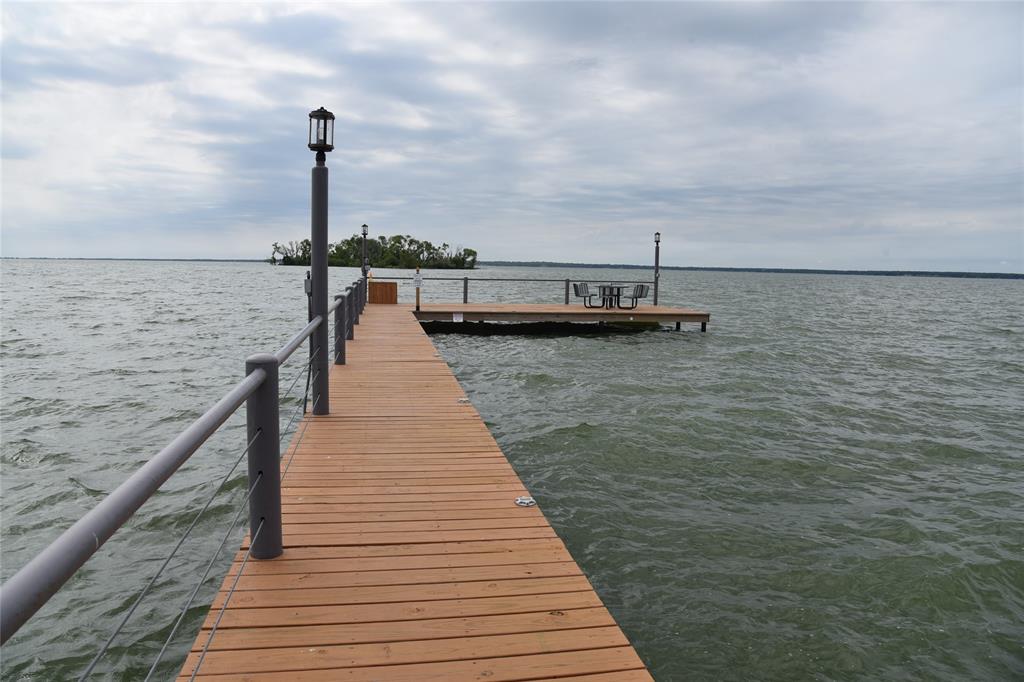 Peninsula Point - Residential