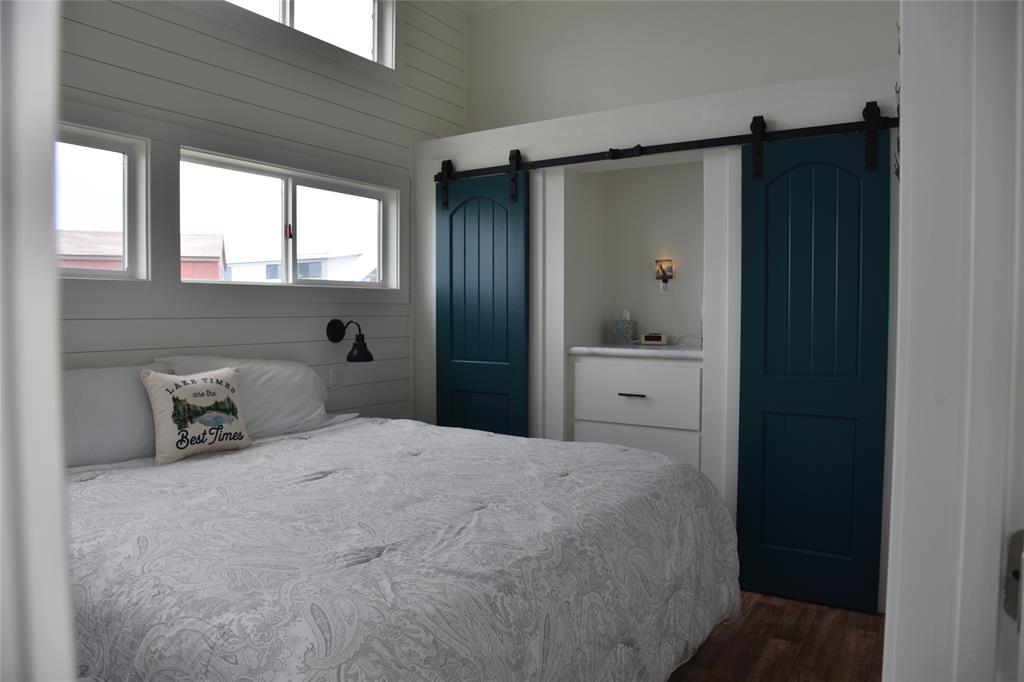 Peninsula Point - Residential