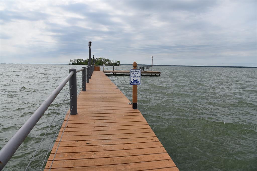 Peninsula Point - Residential