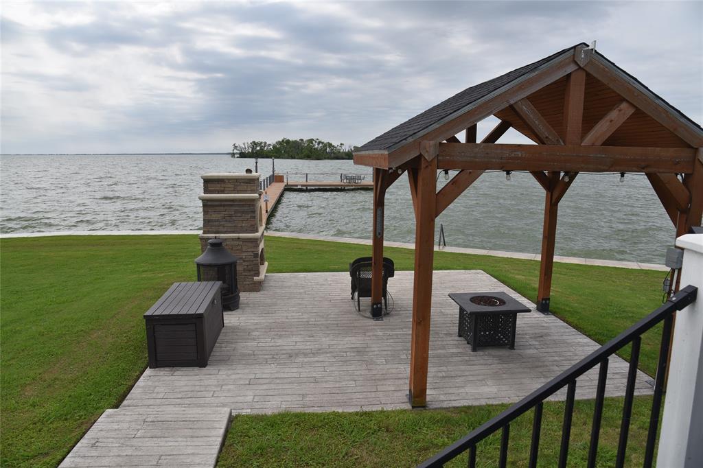 Peninsula Point - Residential