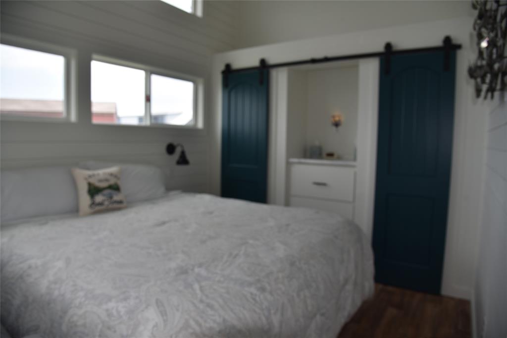 Peninsula Point - Residential