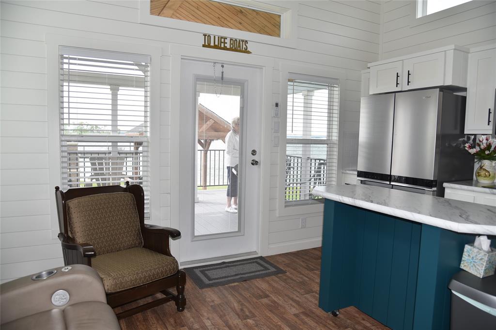 Peninsula Point - Residential