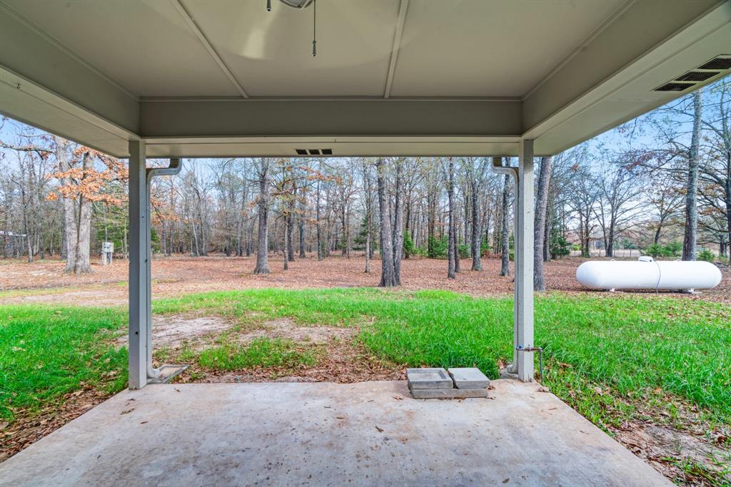 3122 N Farm Road 196 N