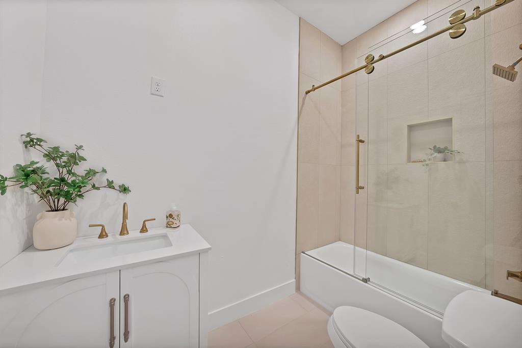 Chaparral Estate - Residential