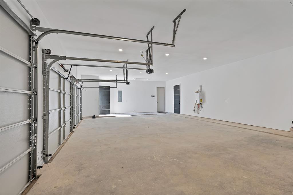 Chaparral Estate - Residential