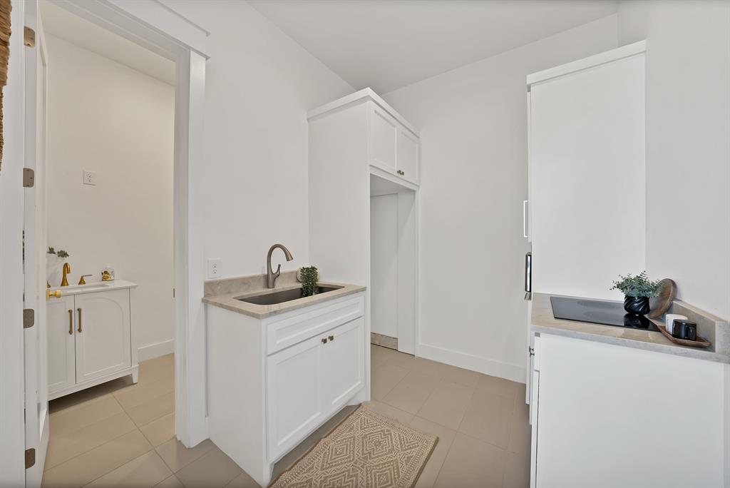 Chaparral Estate - Residential