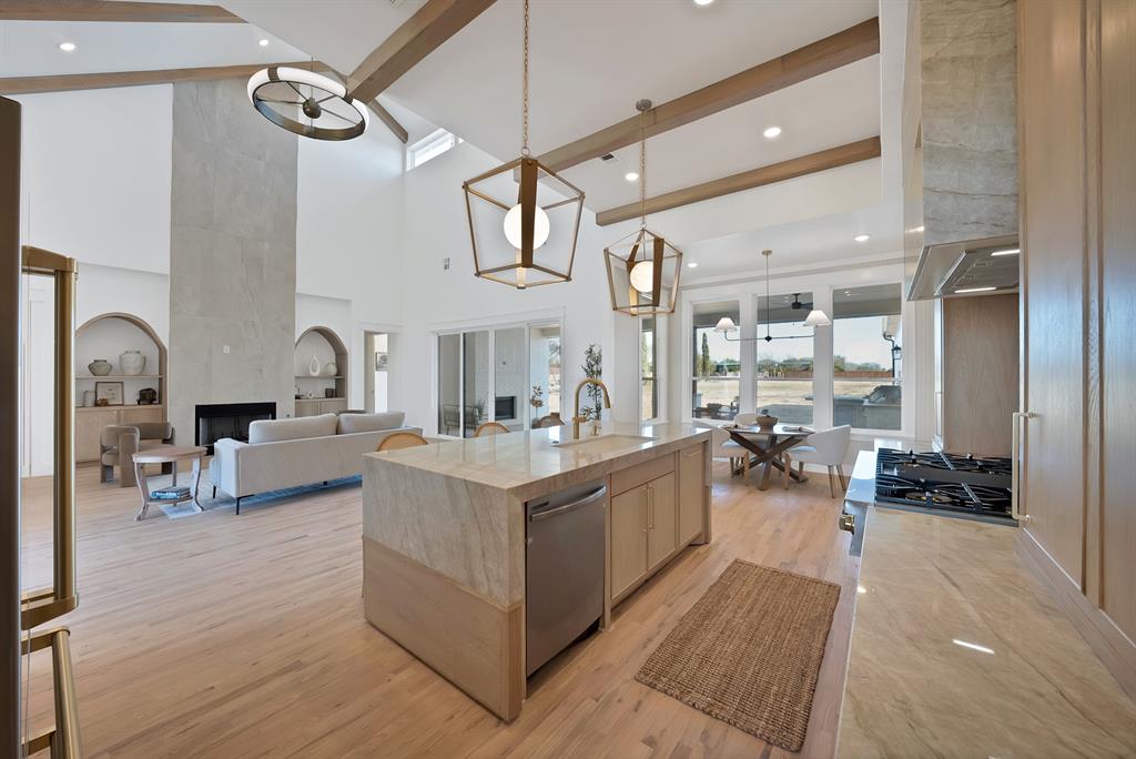 Chaparral Estate - Residential