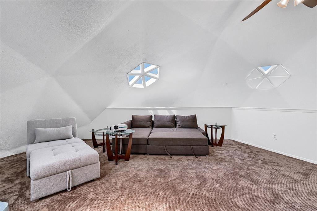 Lake Kiowa - Residential