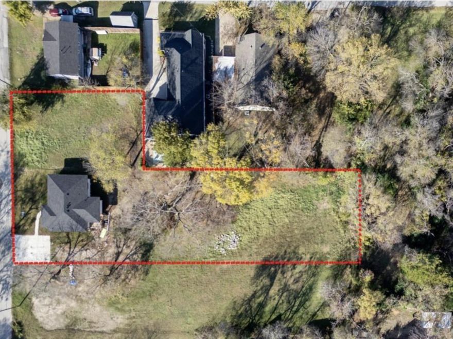 LARGE LOT in the heart of Rockwall.  Close to downtown, Harry Meyers Park and Lake Ray Hubbard.  Incredible opportunity for builder to build custom home.  All utilities are on site.  .68 Acres.  There is a home on site has been taken down to studs and can be removed from land or utilized.  Endless potential here!  Value in the land.  Beautiful mature trees scattered throughout and on a charming street.  Rockwall is East of Dallas a lakeside community.   Access to healthcare, nightlife, shopping and dining.  Reach out for more information on this property, 605 Bost St.