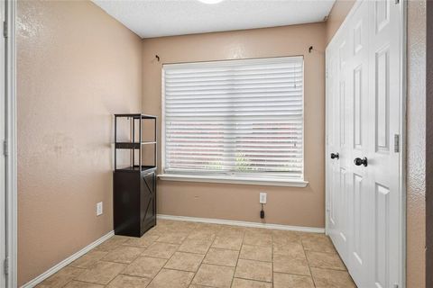 Tiny photo for 2725 Hidden Springs Drive, Mesquite, TX 75181 (MLS # 21195326)