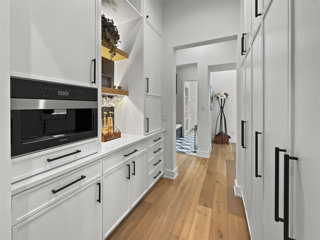 Oakbrook Hills Sub - Residential