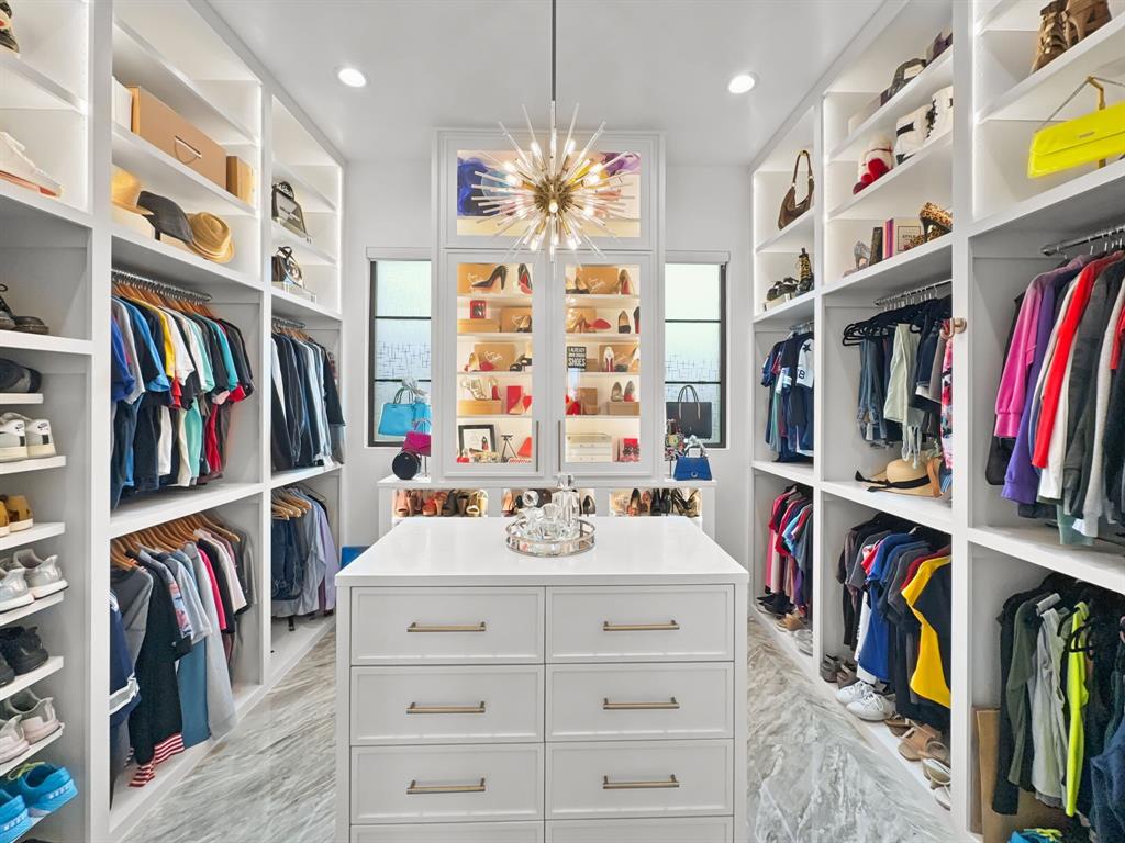 Oakbrook Hills Sub - Residential